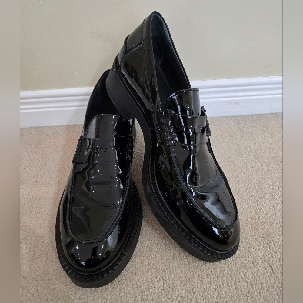 Black Loafers, Size EU40